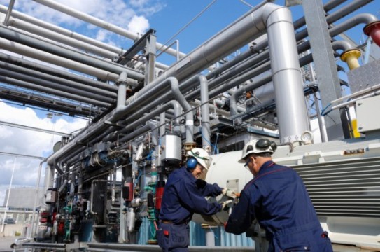 Pipelines-Oil-And-Engineers